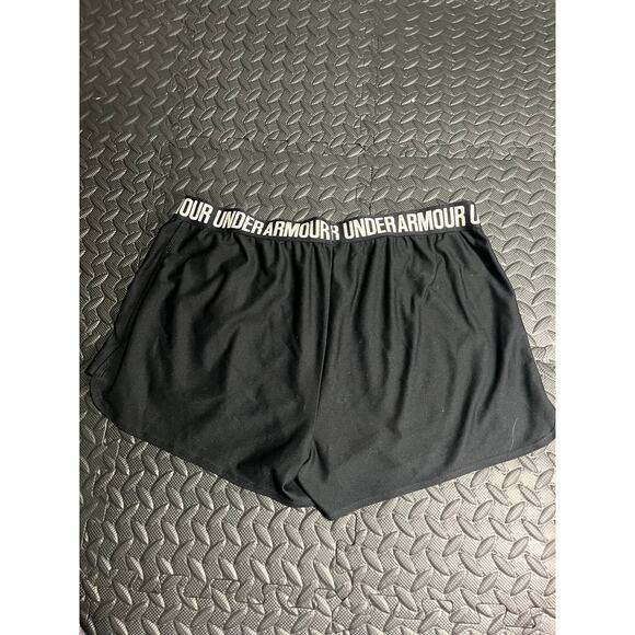 Under Armour Women’s Black HeatGear‎ Running Shorts Size XL - Picture 3 of 4
